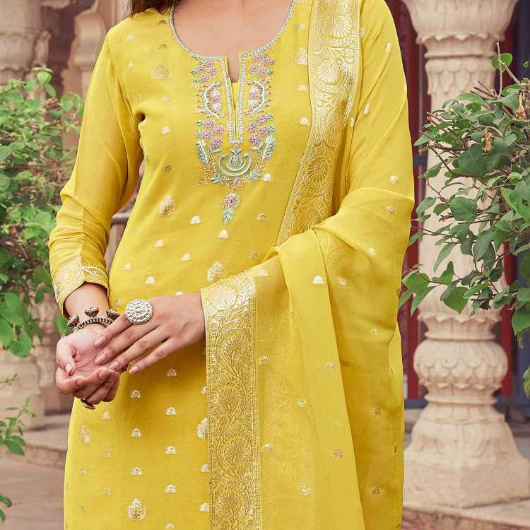 Luxury Dressline Three Piece 2