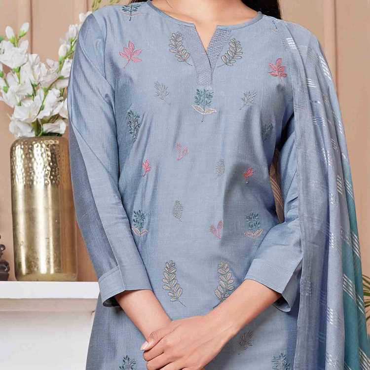 Premium Dressline Three Piece 2