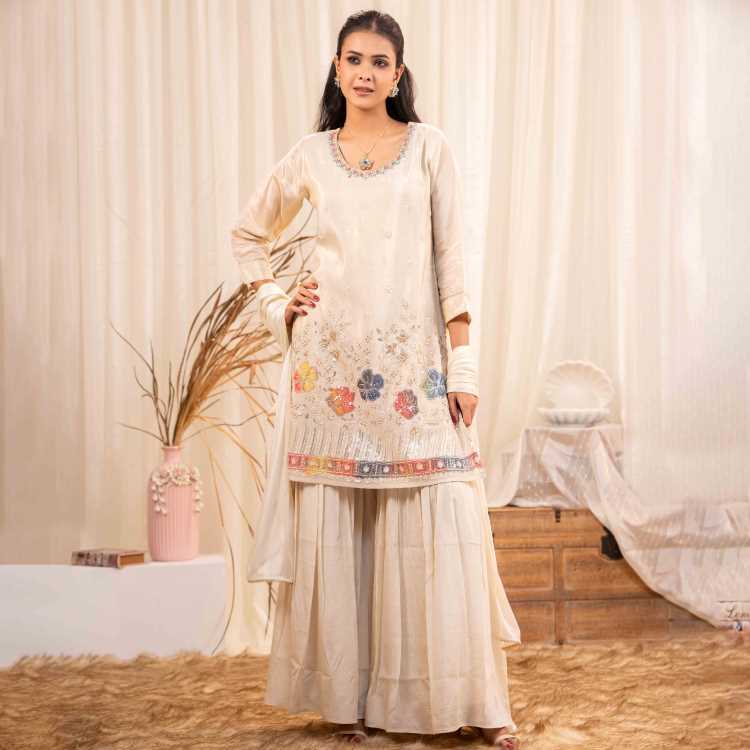 Rubine Party Three Piece Tulip Collection 1
