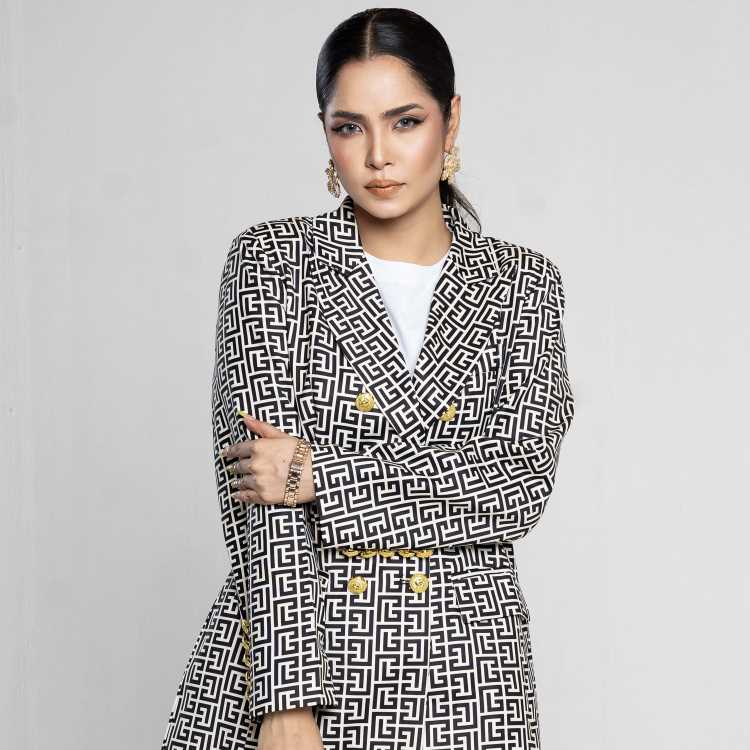 Exclusive Fendi Over Coat 1